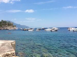 Well this boat parking for lunch at the restaurant .